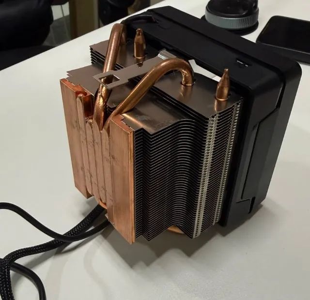Air Cooler AMD Wraith Prism RGB - Foto 2