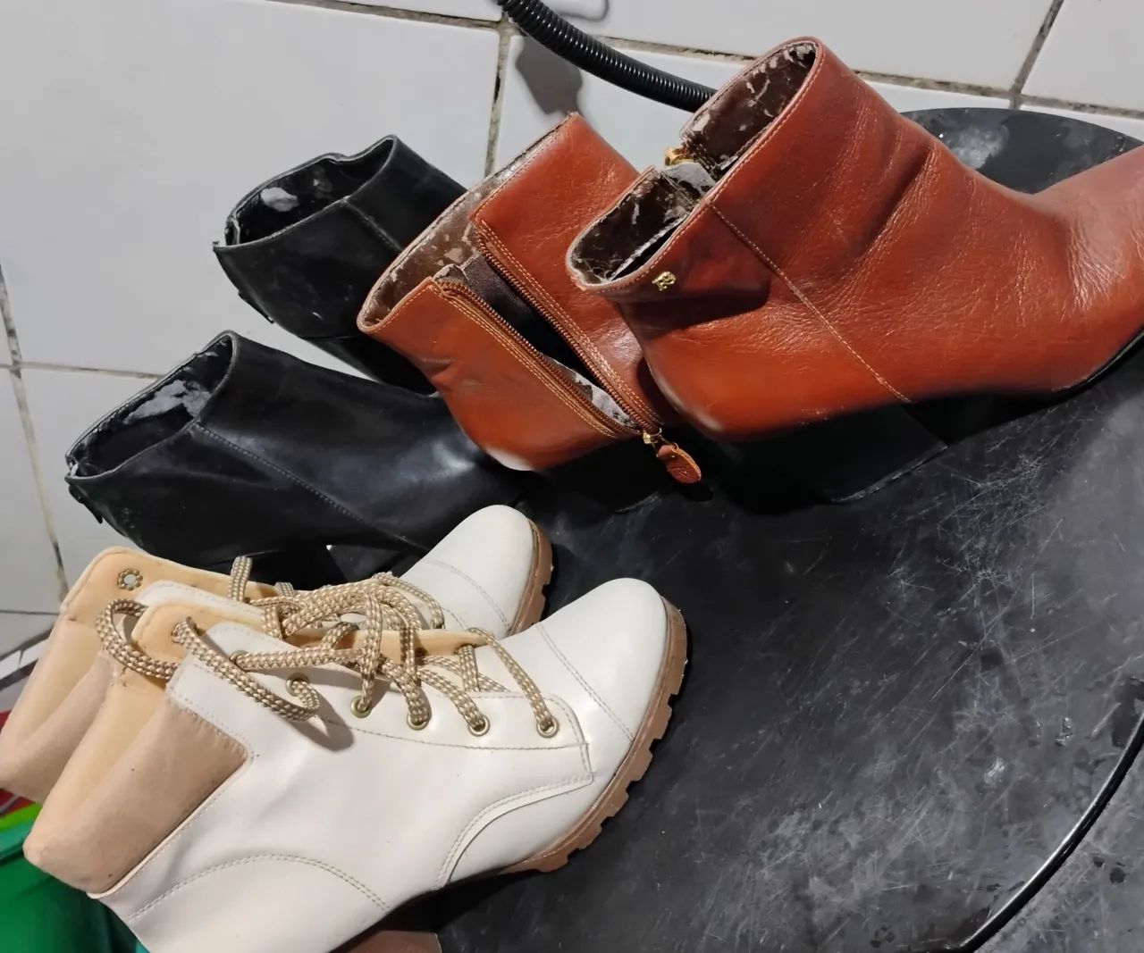 Lindas botas femininas n 36.  - Foto 3