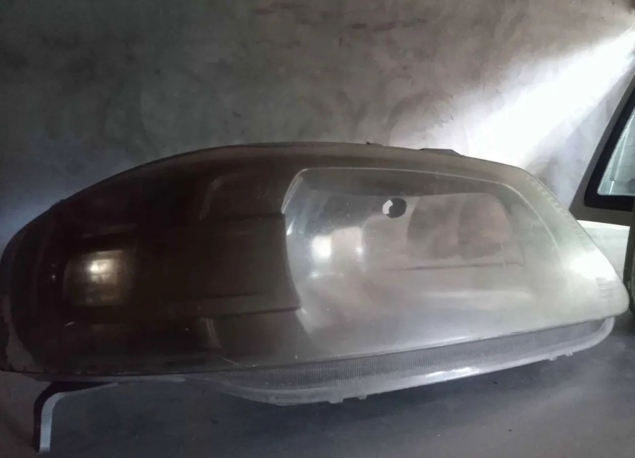 Farol para Gol  e saveiro  G4  - Foto 2