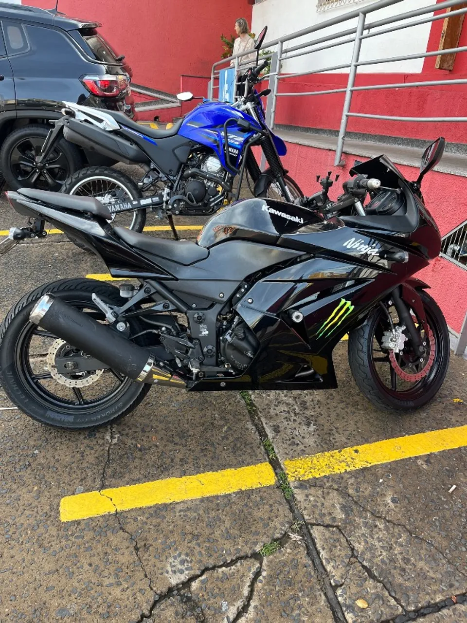 ボニック！ Kawasaki Zx-11 1100cc 1995 - 1501703161 | OLX