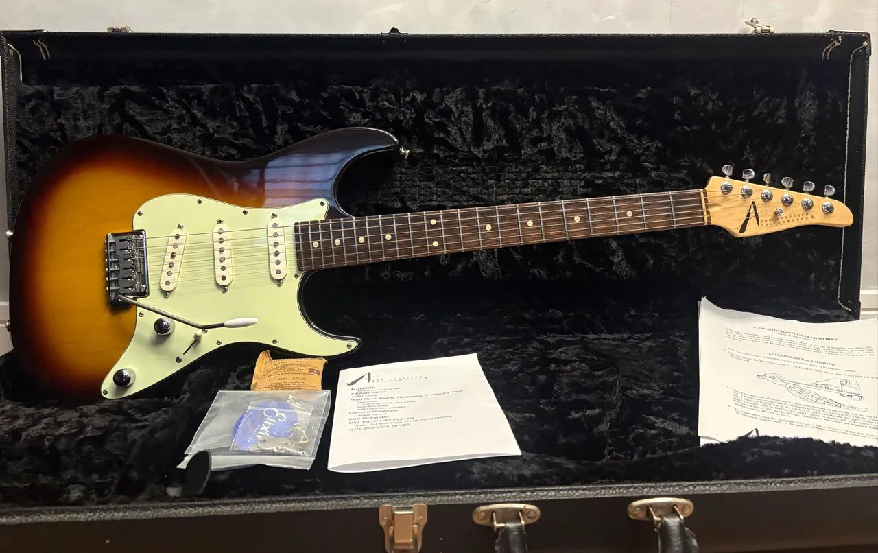 Guitarra Tom Anderson Classic