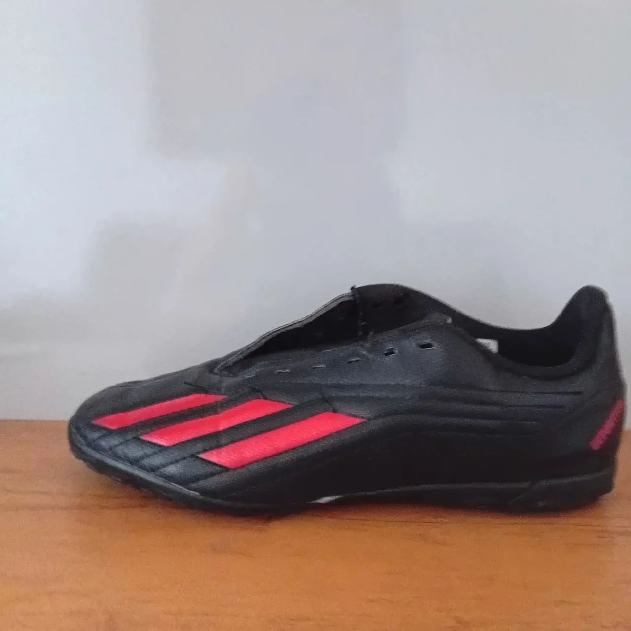 Chuteira society adidas 
