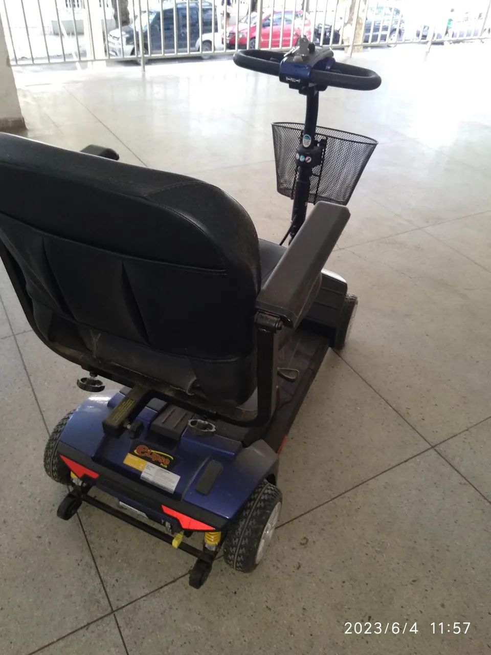 Scooter para idosos e/ou deficientes. - Foto 4