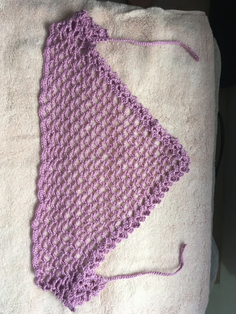 Bandana / Lenço de Crochê Violeta e Charmosa - Foto 2
