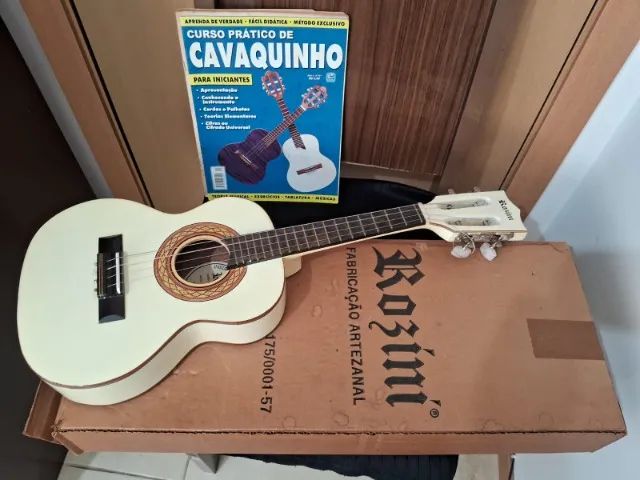 Cavaquinho ROZINI Branco Raridade (Vintage)Ano 1998 - Praticamente não foi Usado! Só 699