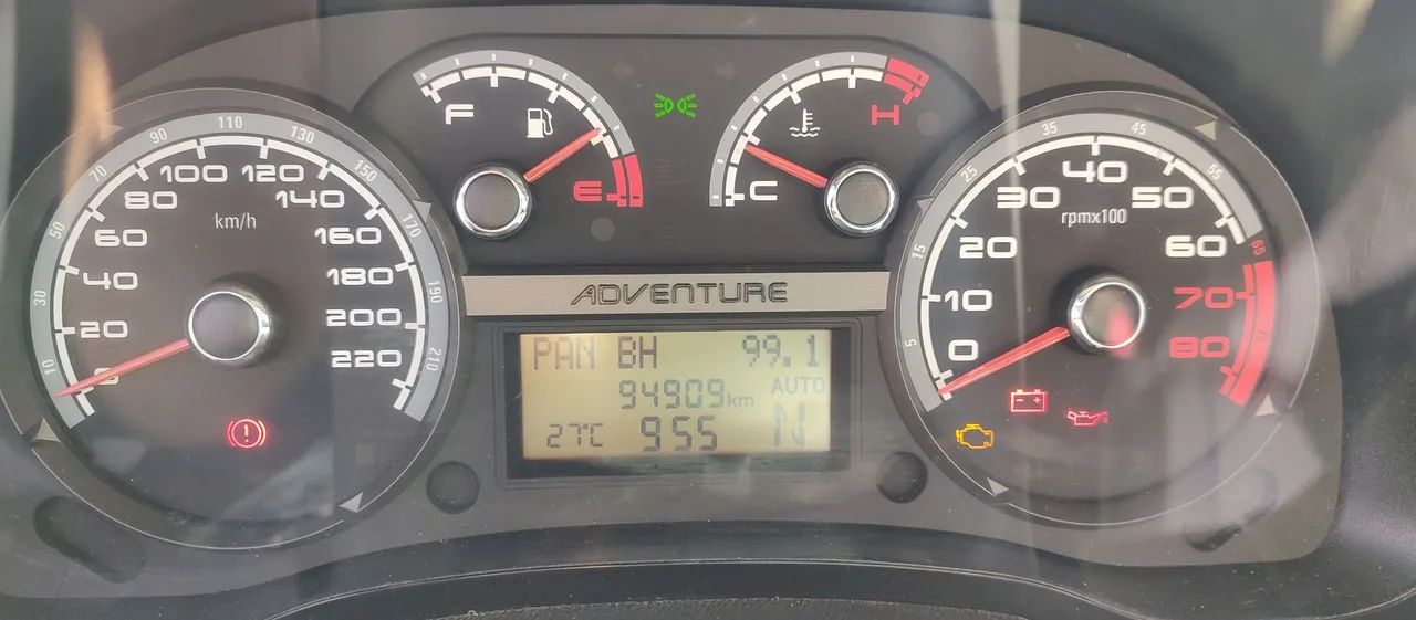 Fiat Idea Adv./ Adv.lock.dualogic 1.8 Flex 5P 2012 - Foto 2