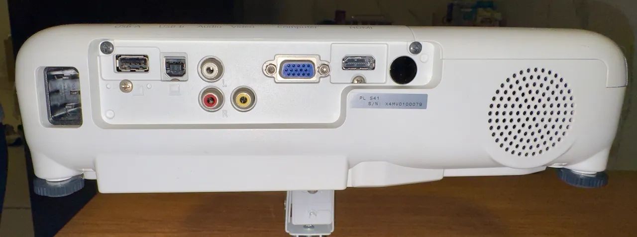 Projetor Epson PowerLite S41+ 3LCD - 3300 Lumens - Pouquíssimo Usado - com Suporte - Foto 5