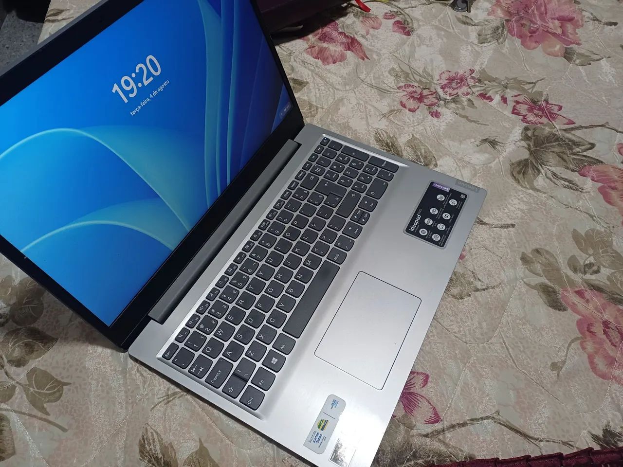 Notebook Lenovo  - Foto 5