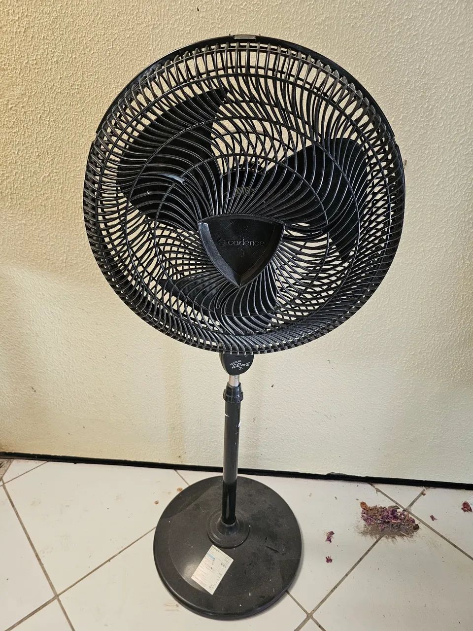 Ventilador Cadence - com defeito 