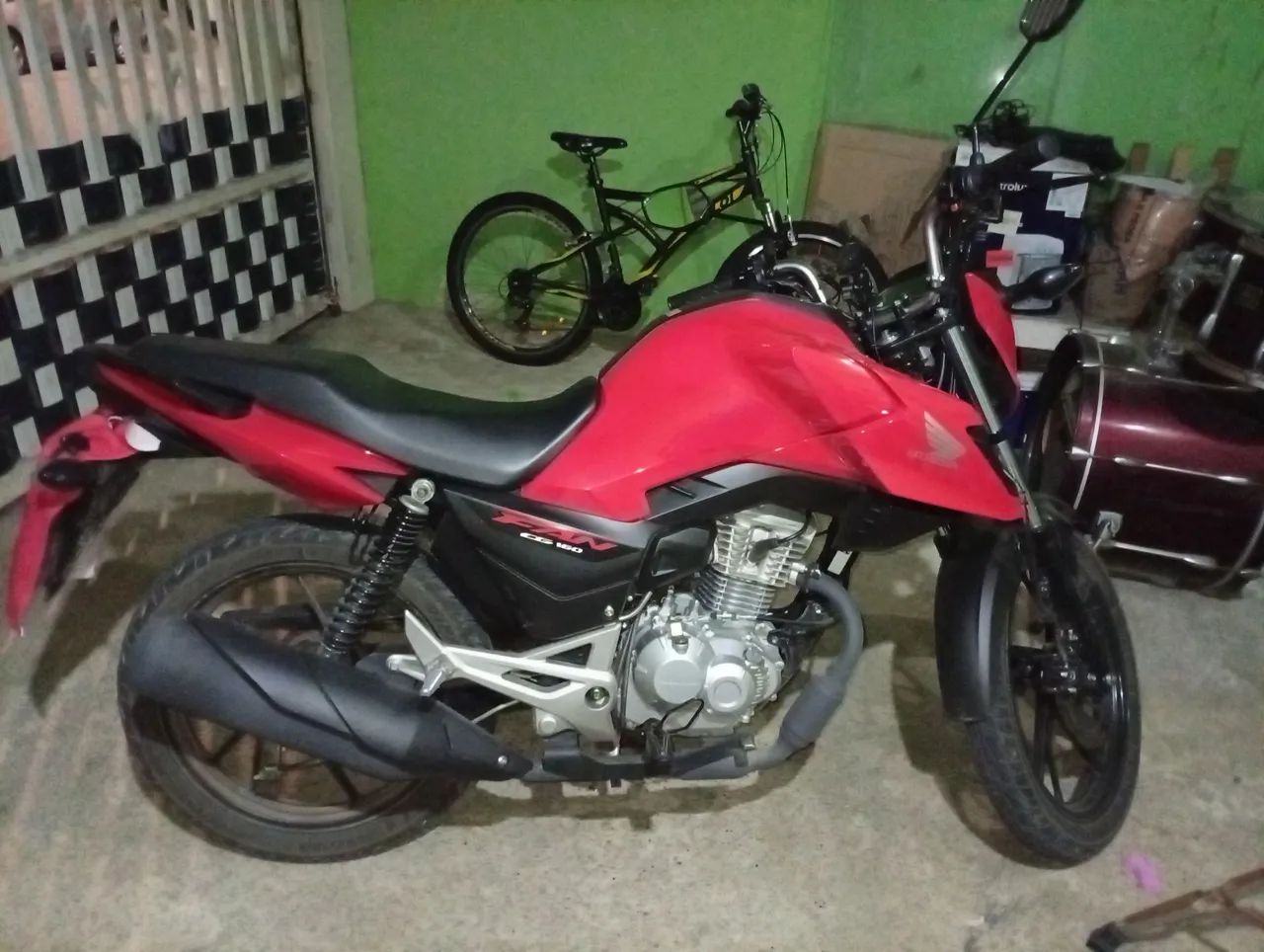 Venda ou troca em carro ou moto de menor valor - Foto 4
