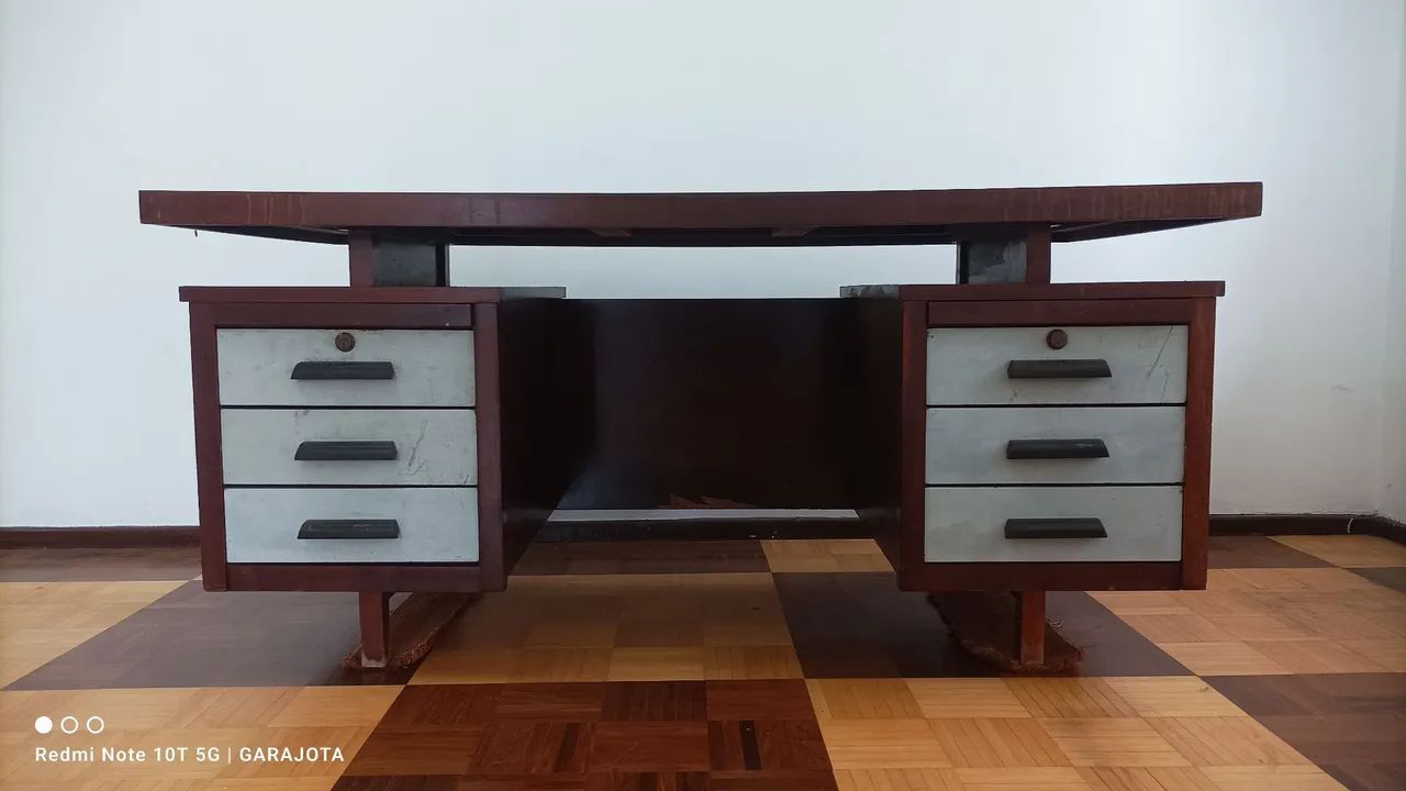 Mesa modernista anos 60 / 70