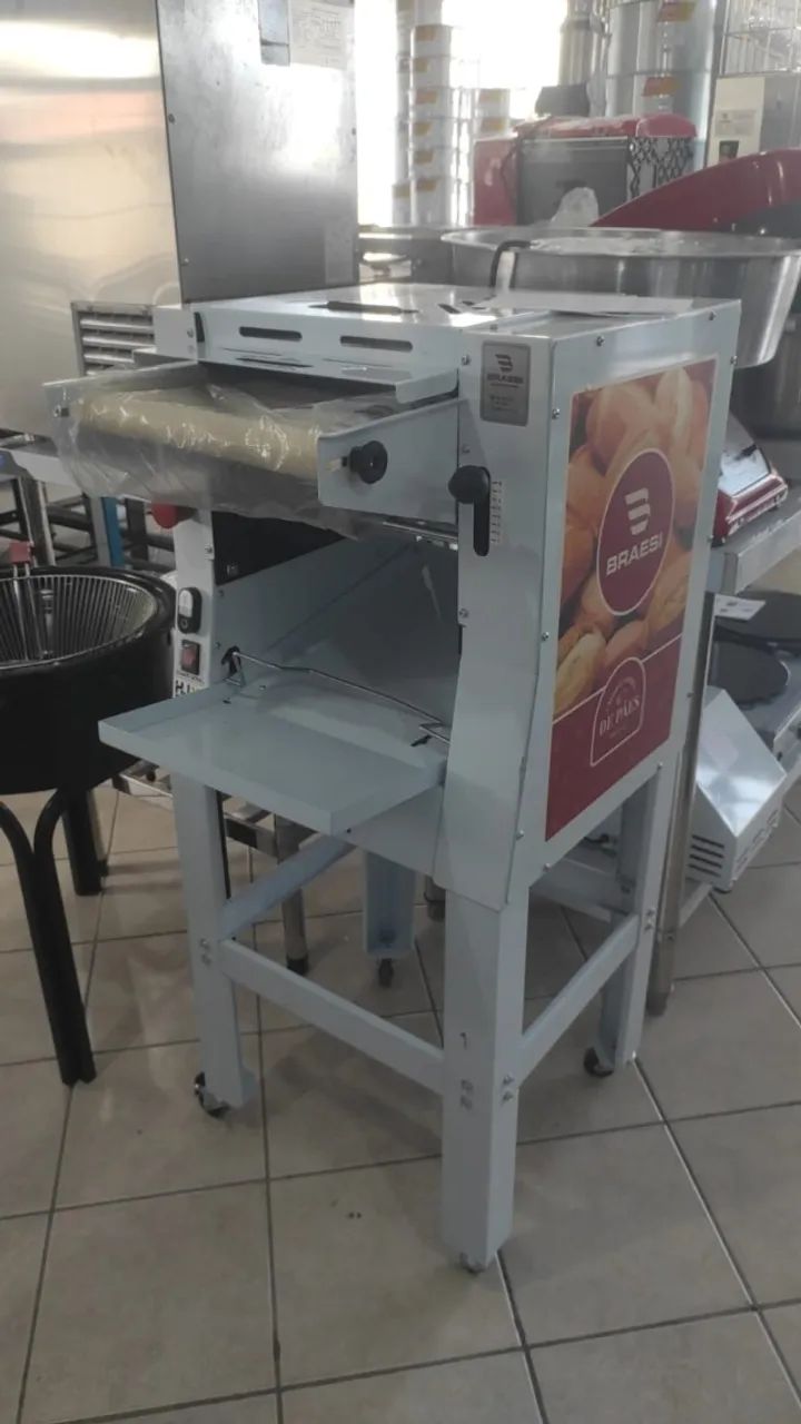 Bh Modeladora de pão Braesi uso industrial 