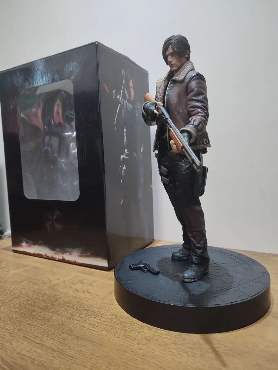 Leon S Kennedy RE4 remake  - Foto 2