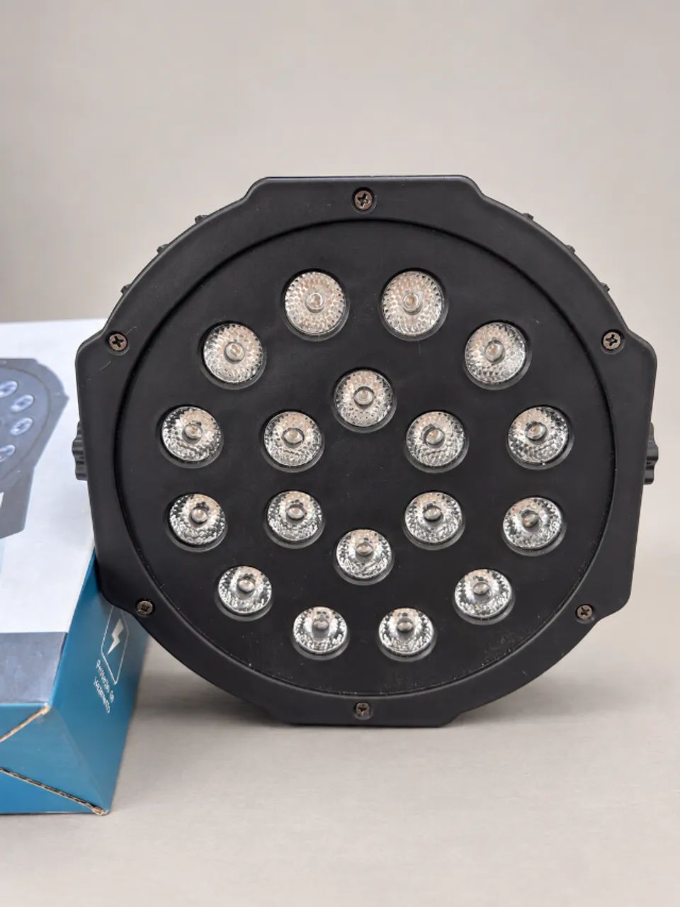 Canhão refletor de LED Onistek ON-LP181 com caixa