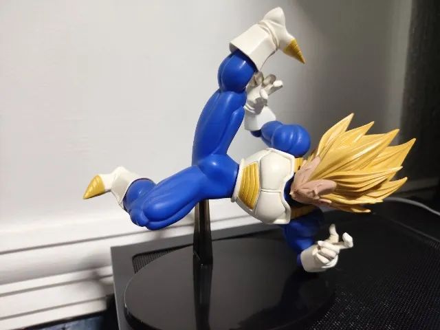 Figura Vegeta SSJ - Dbz World Figure Colosseum - Foto 3