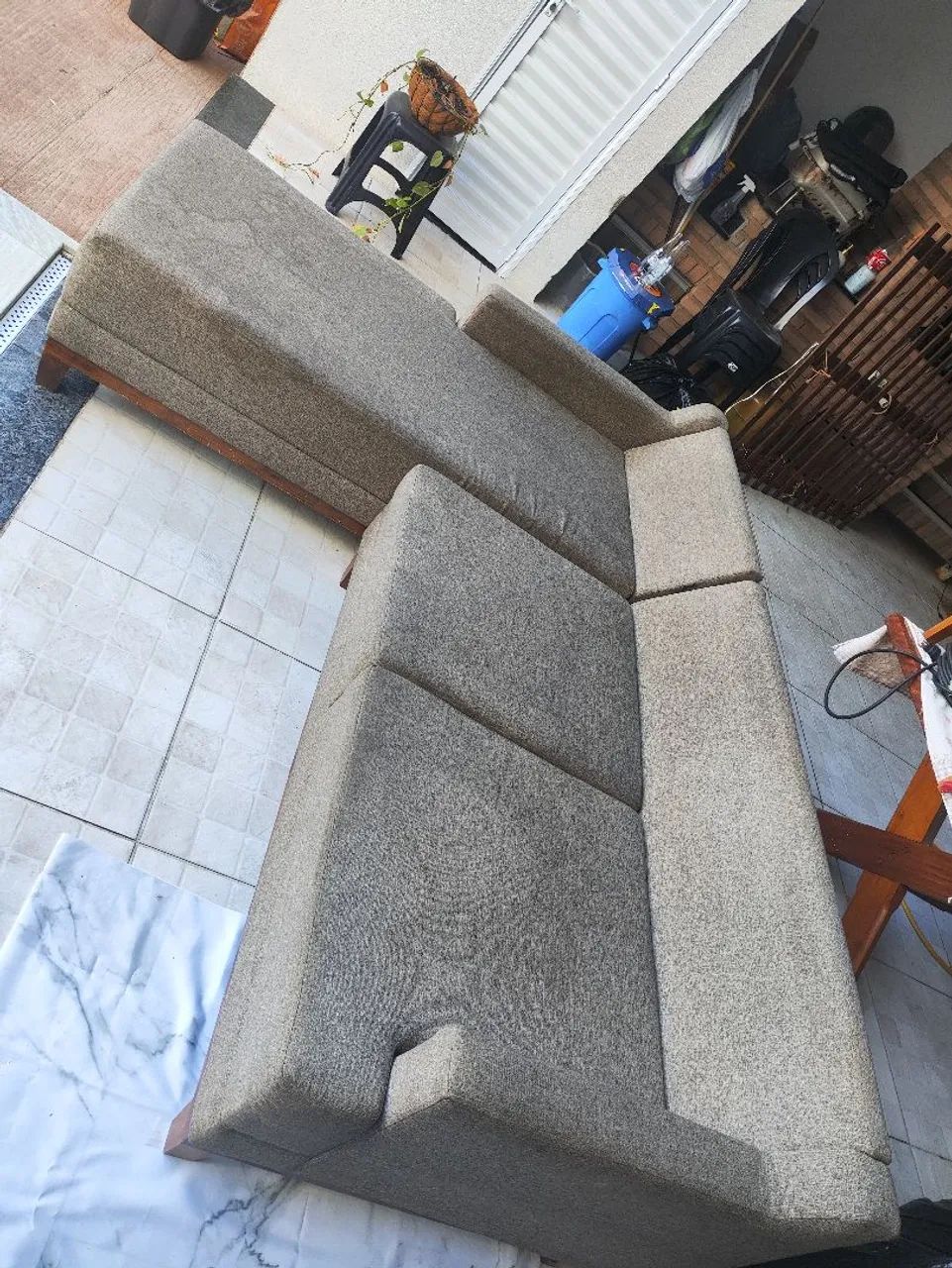 Sofá com chaise, 3 lugares