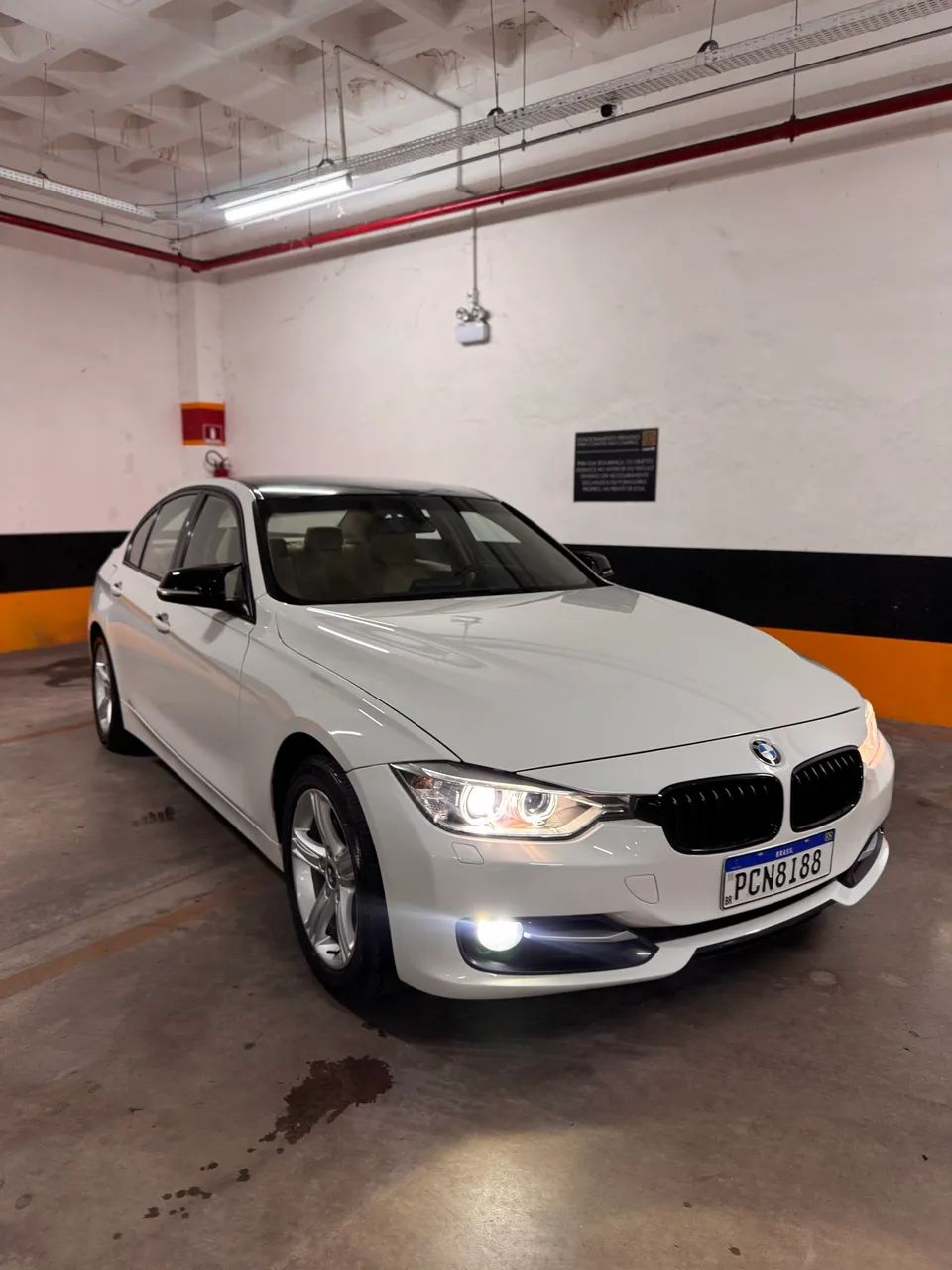 BMW 320I A 2.0 Turbo/activeflex 16V 184cv 4P 2015