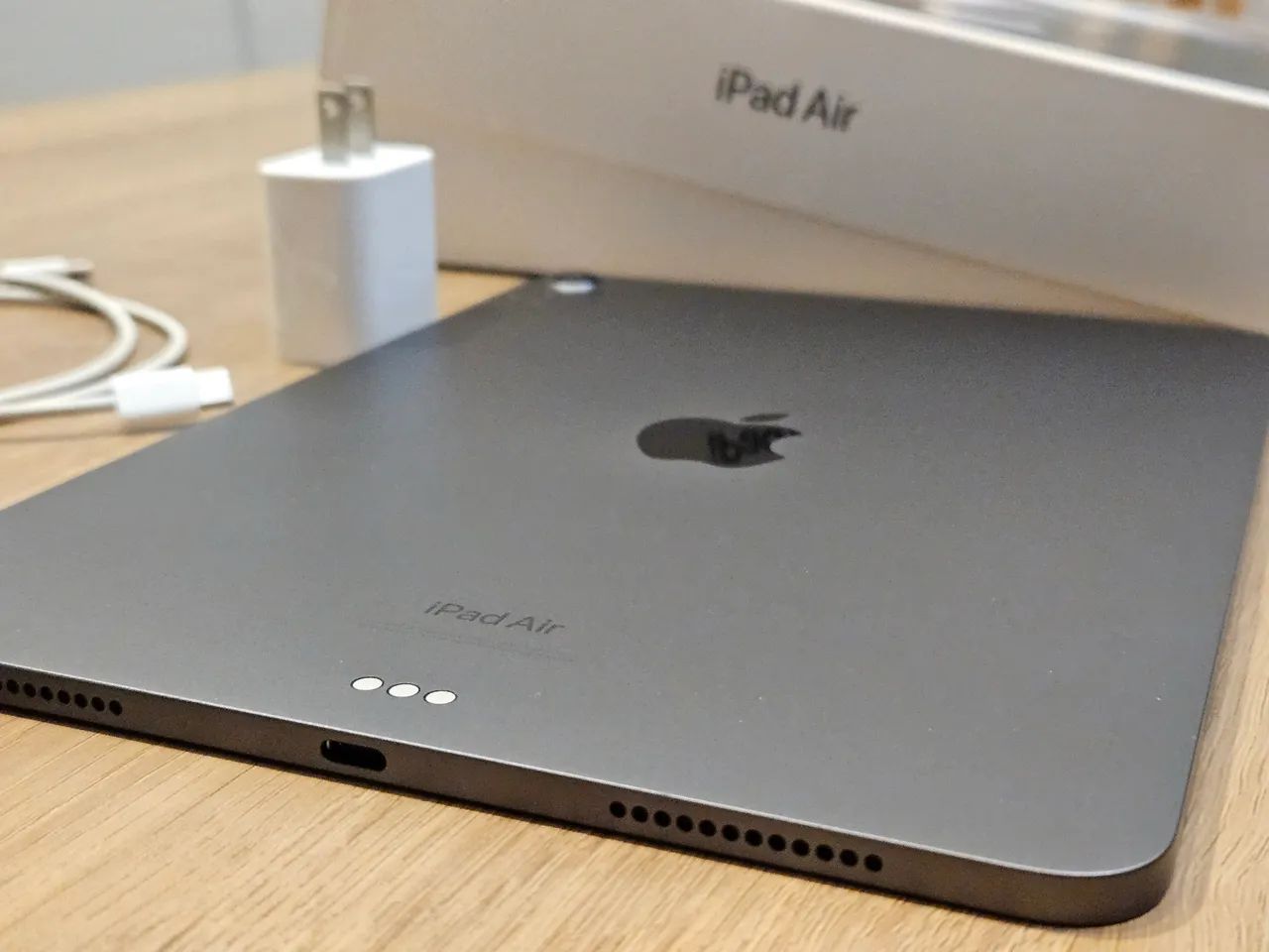 iPad Air 5 (com chip M1) 256GB usado