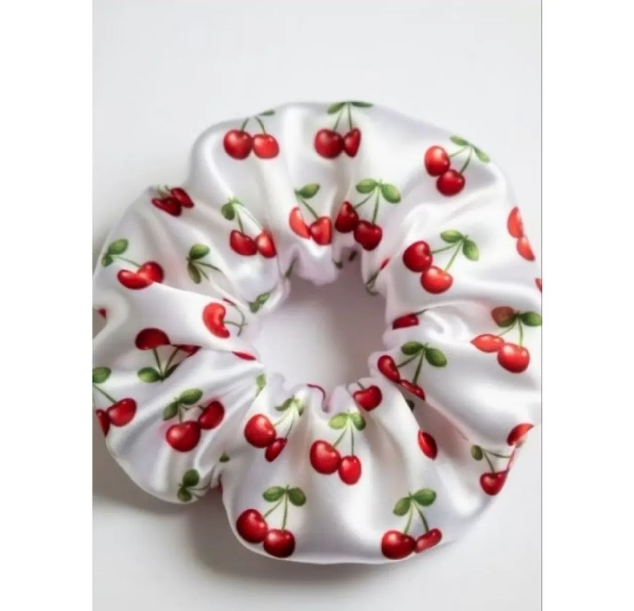 xuxinha cetim Scrunchie 