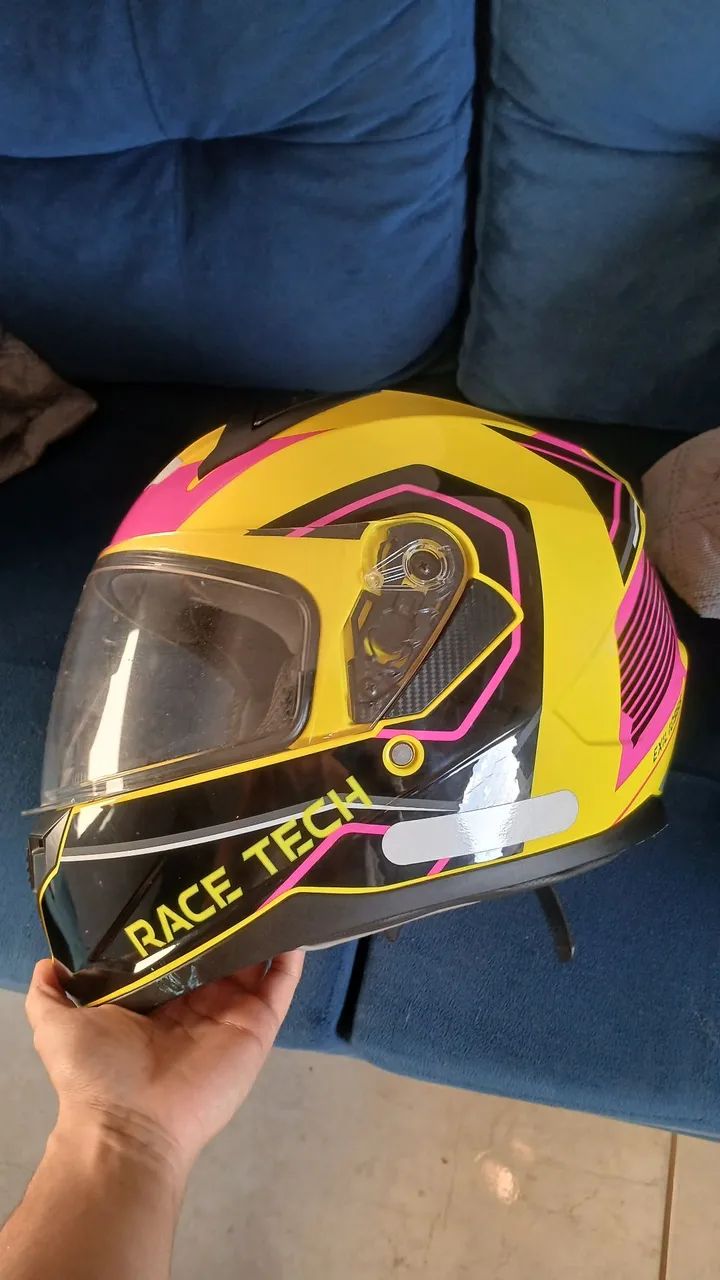 Capacete Race Tech tamanho 56 - Amarelo, Preto e Rosa - Foto 2