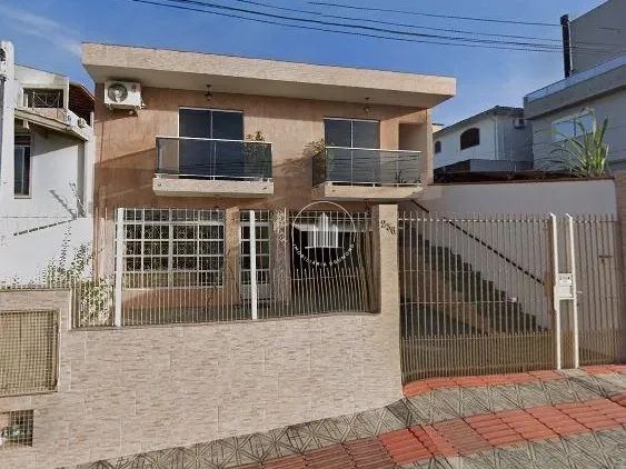 Casa 6 Dormitorios, sendo 2 Suites - JMS
