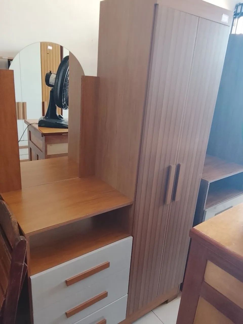 Cômoda guarda roupa e penteadeira  - Foto 4