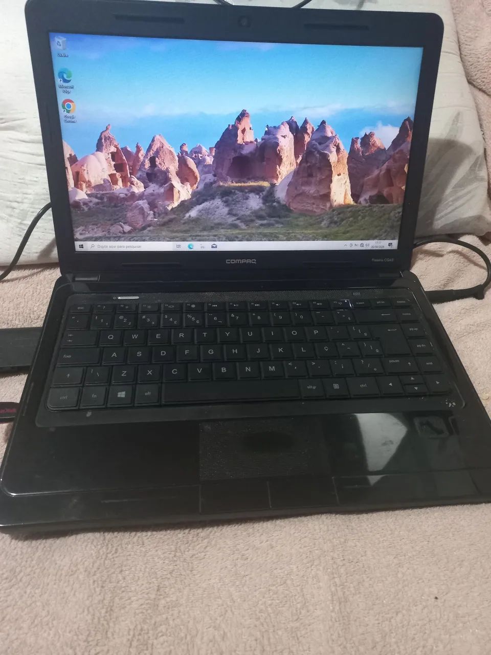 Notebook HP 6GB 500HD Windows 10, Bateria Viciada Funciona Normal 