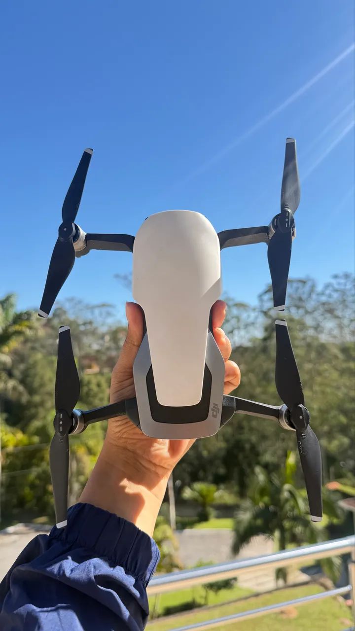 DRONE MAVIC AIR