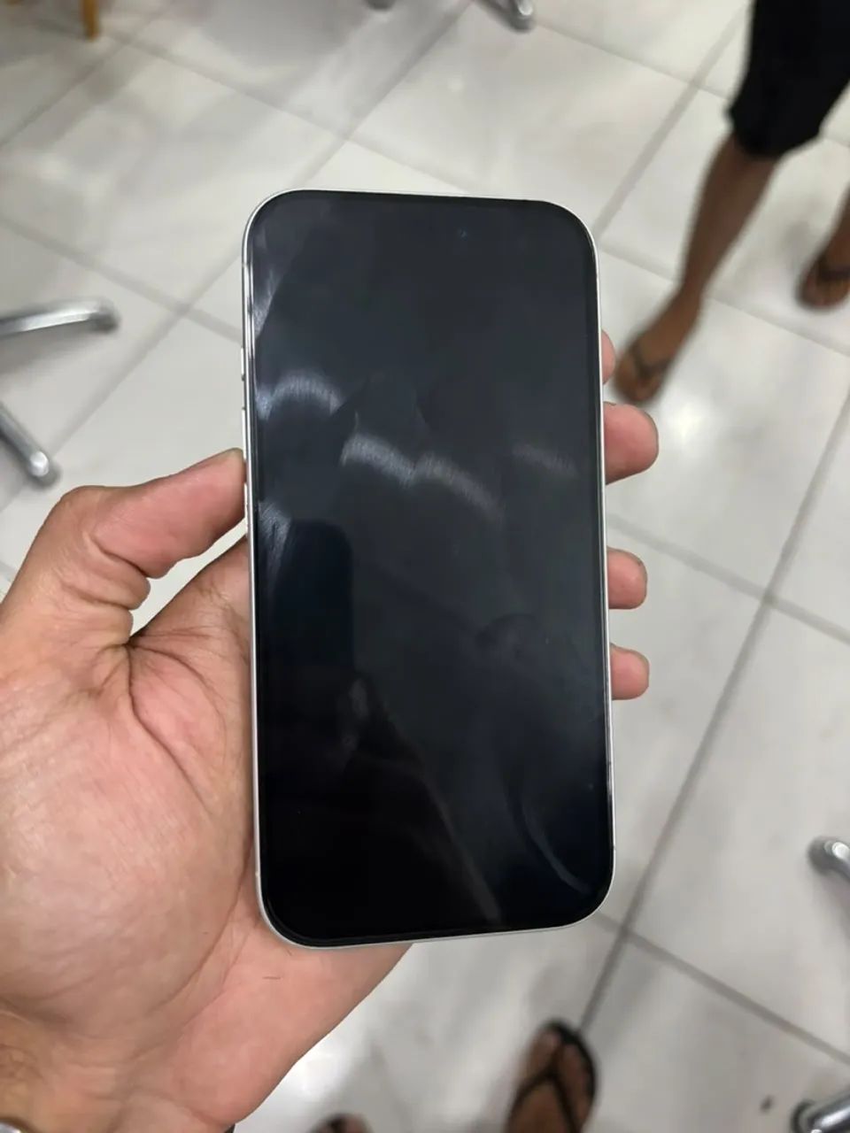 iPhone 16