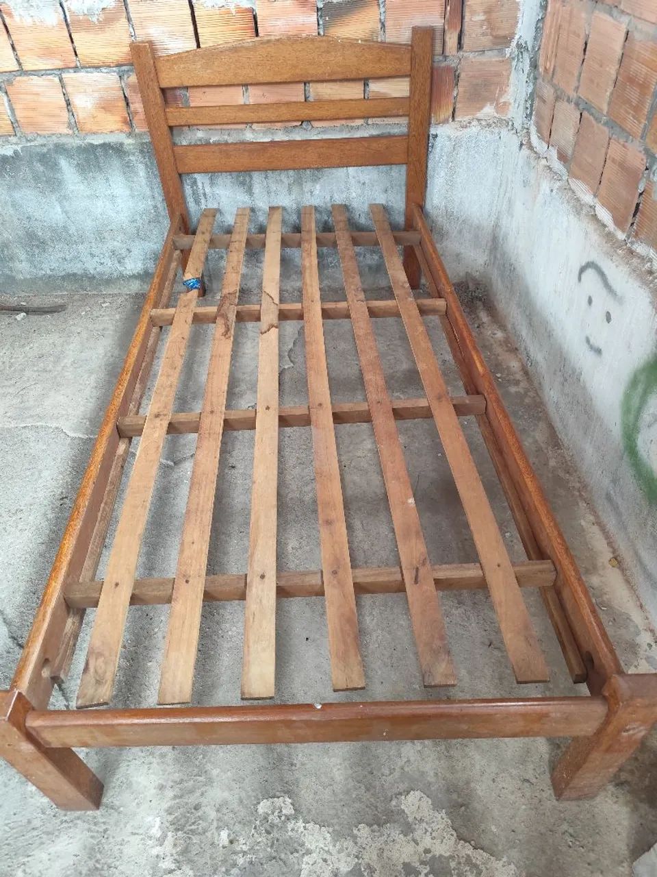 CAMA DE MADEIRA SOLTEIRO+ COLCHÃO  - Foto 4