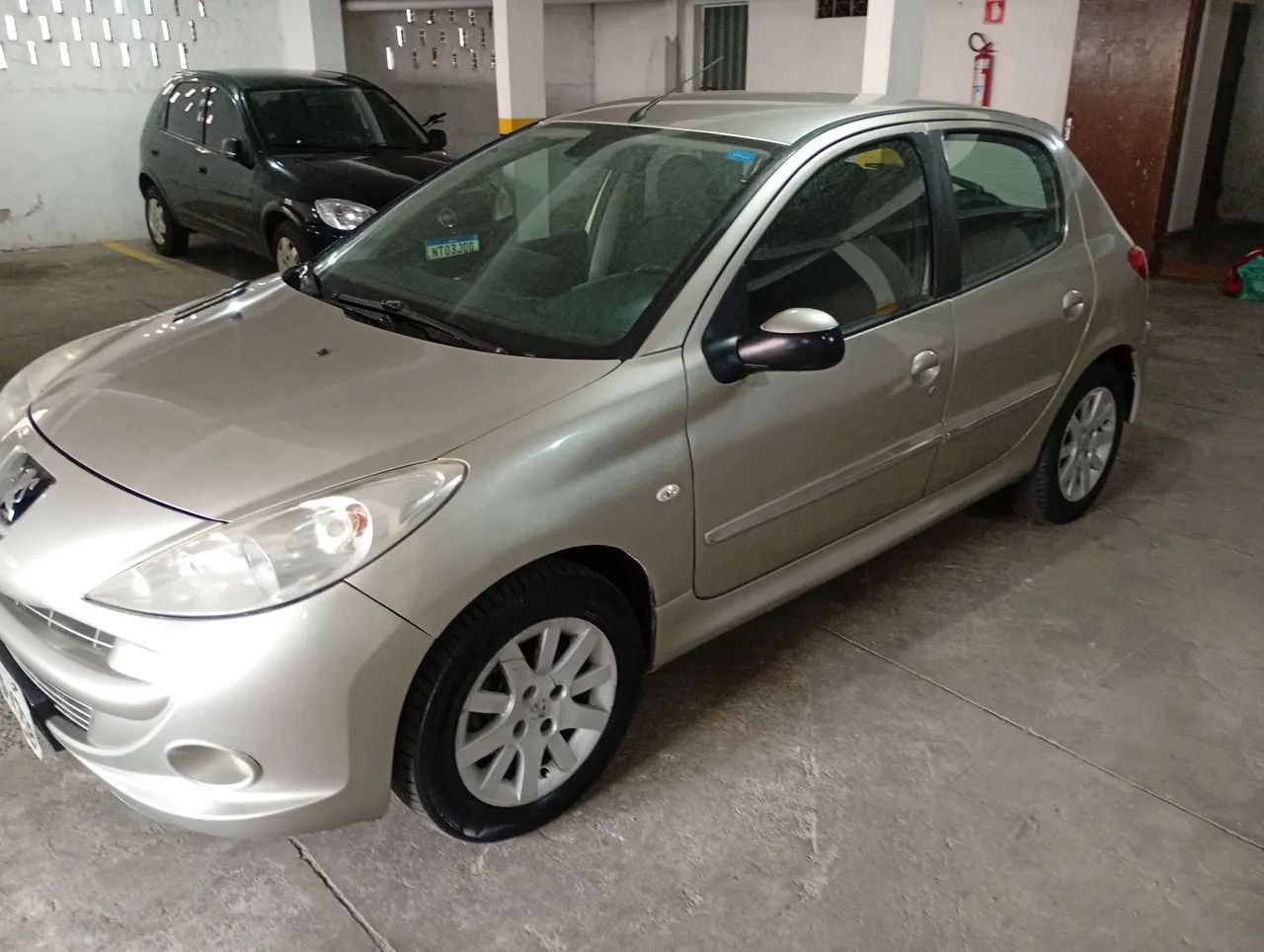 Peugeot 207 2012