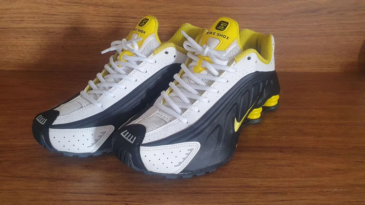 Nike shox R4 4 molas