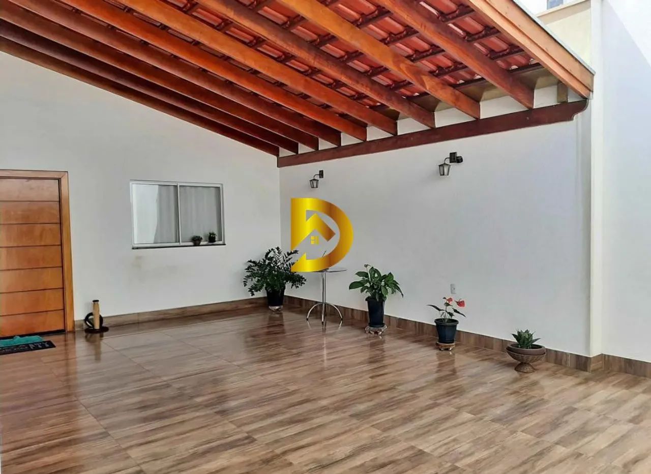 Casa com 3 quartos à venda, 150m² - Jardim Espírito Santo - Uberaba