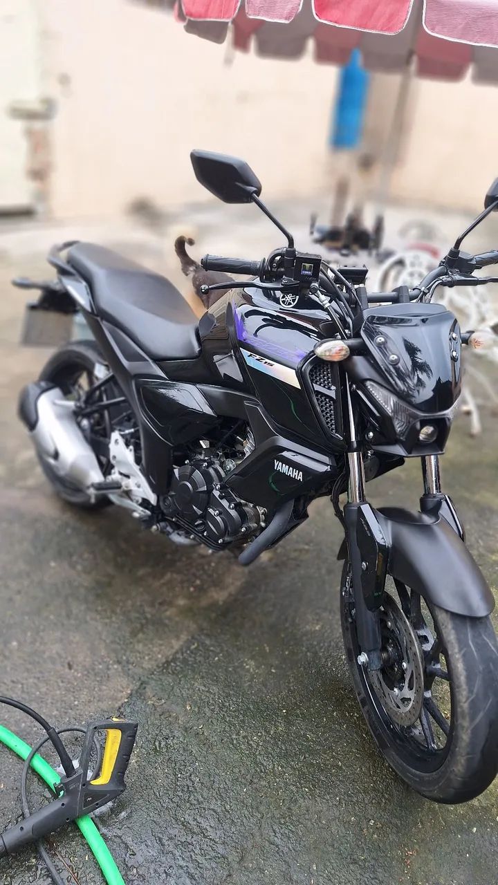 FZ15 ABS PRETA MUITO NOVA!!! - Foto 5