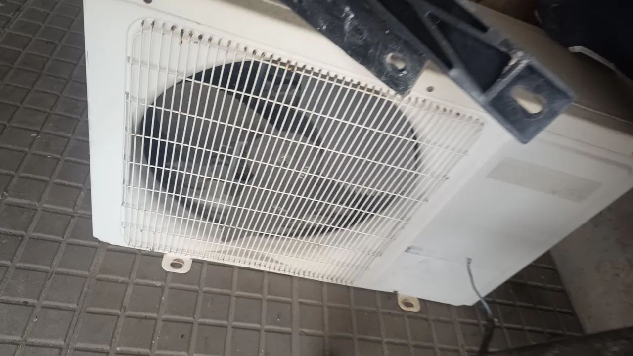 Ar condicionado split 12000 BTUs  - Foto 2