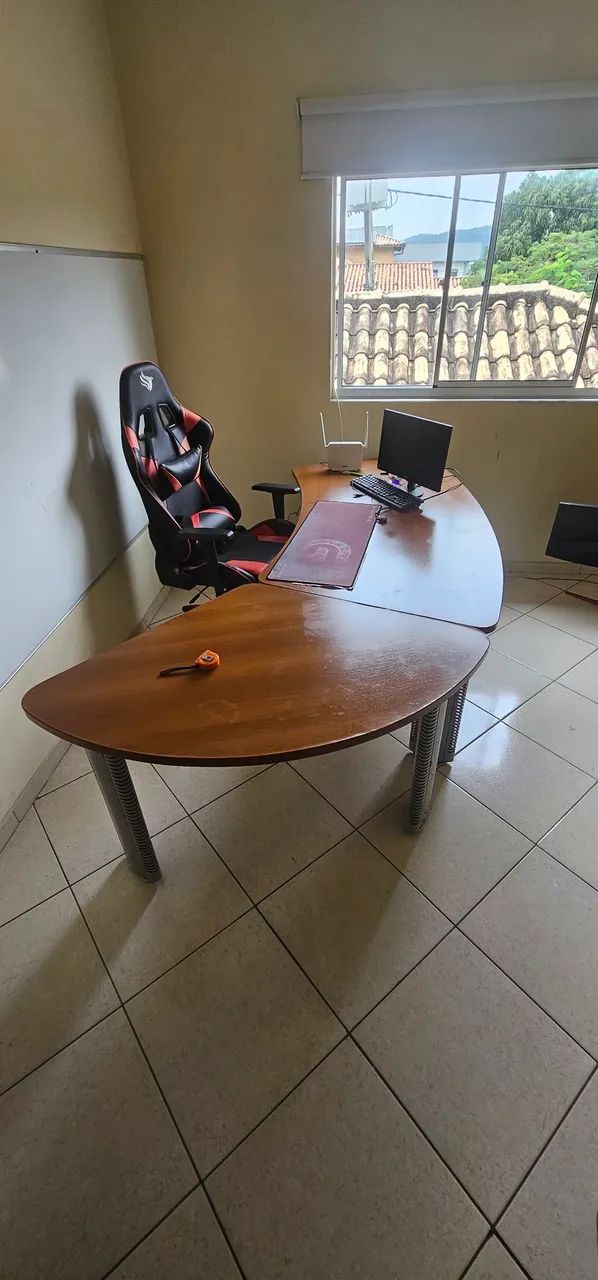 Mesa de escritório fantastica - Foto 2