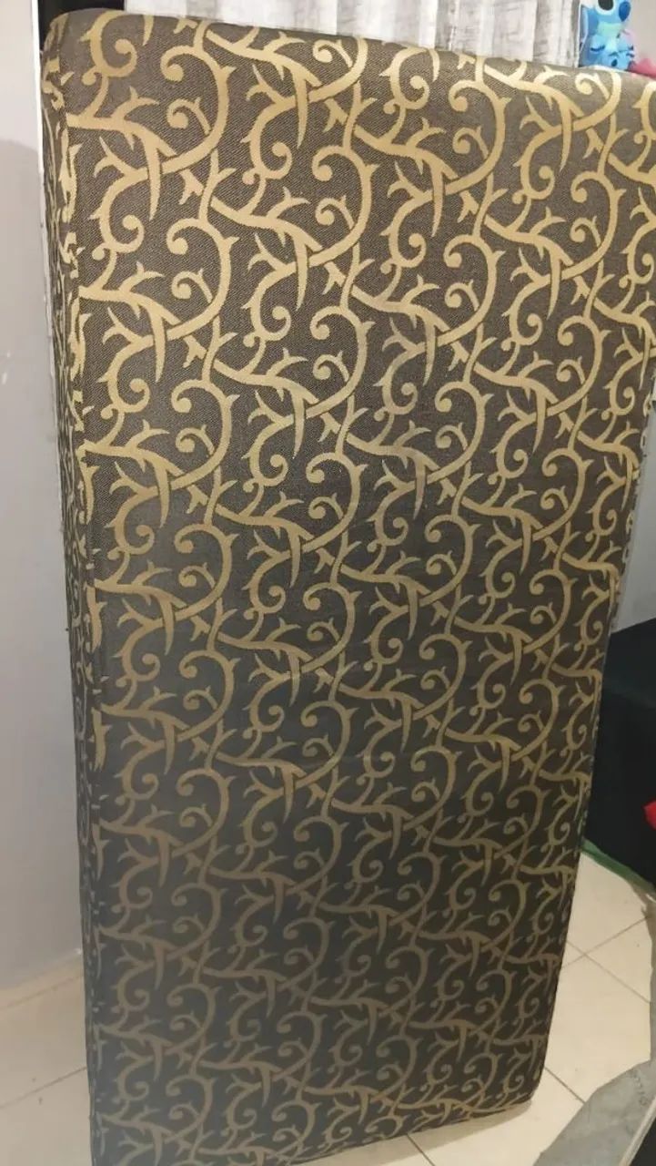 Vendo cama box de solteiro.wm perfeito estado de mola  - Foto 3