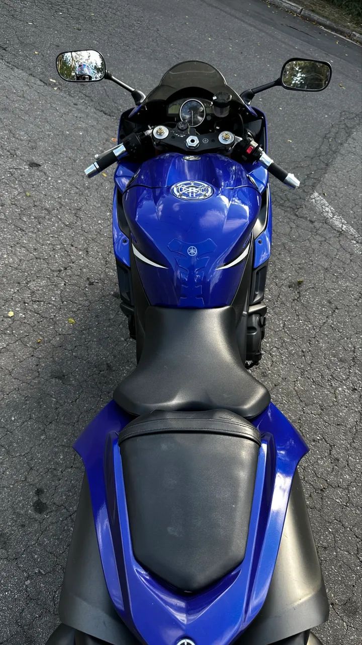 Yamaha R1 - Foto 3