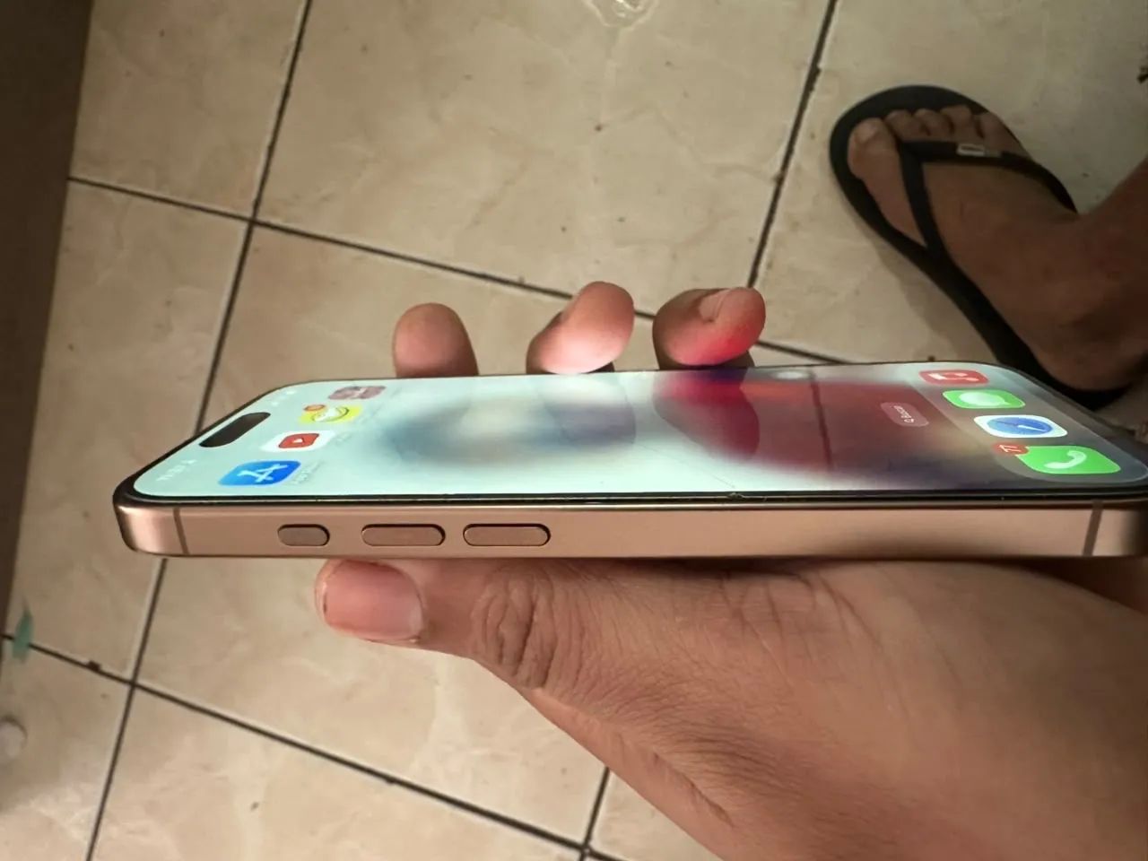 iPhone 16 pro  - Foto 4