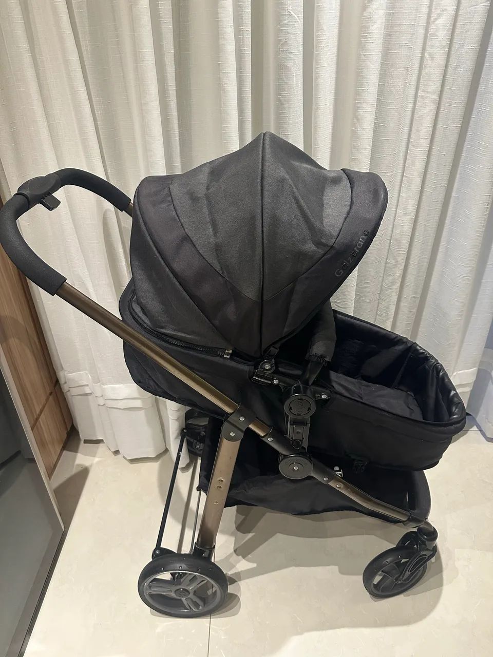 Carrinho de bebê Moisés e bebê conforto  - Foto 2