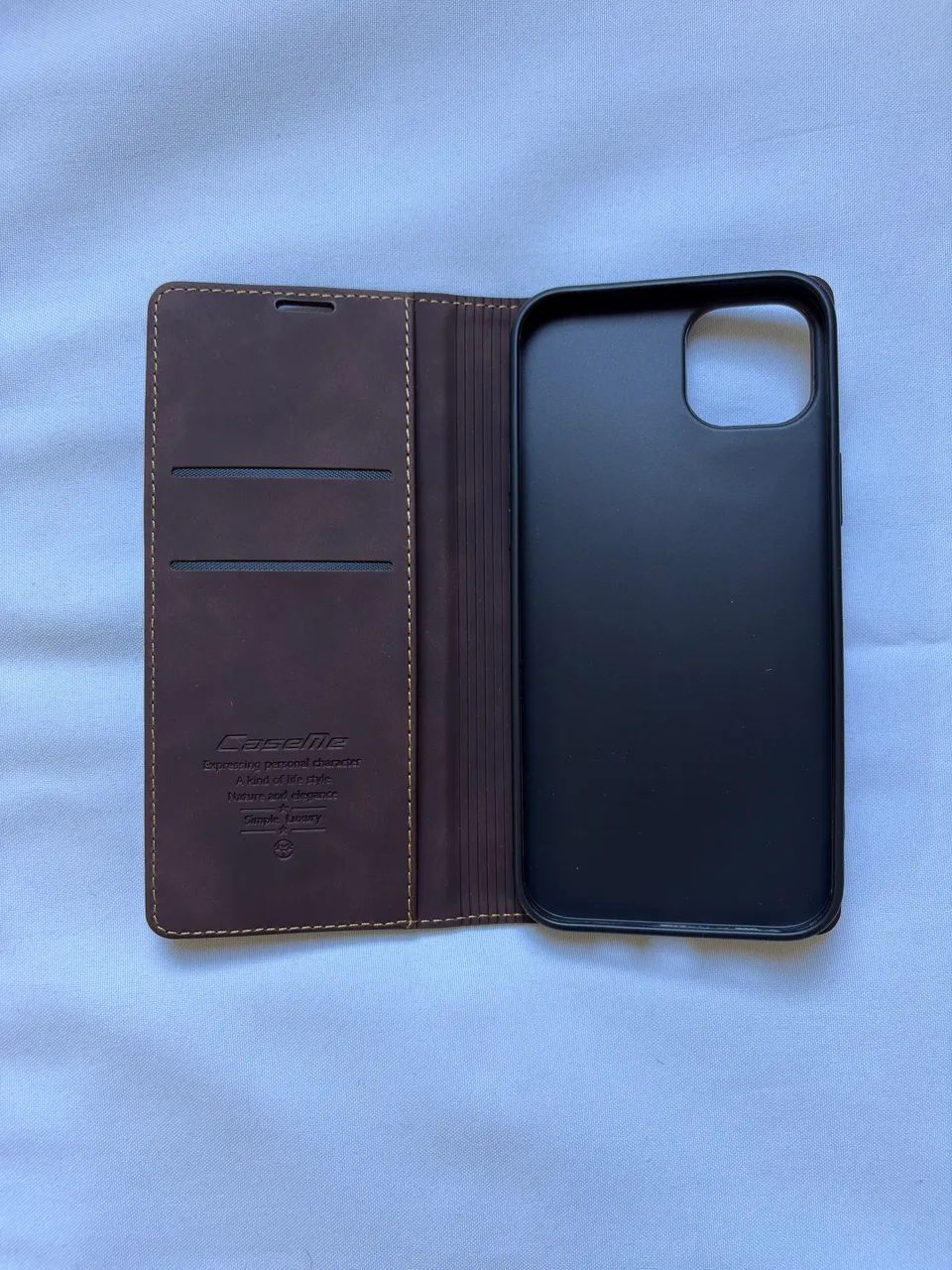 Capa Caseme Carteira de couro iPhone 14 Plus 