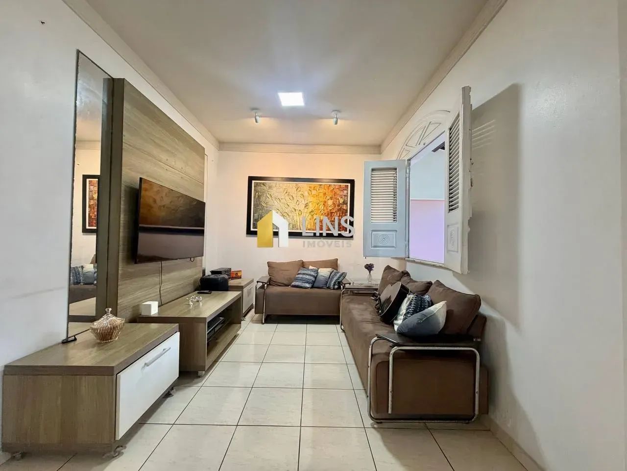 CASA À VENDA NO VINHAIS