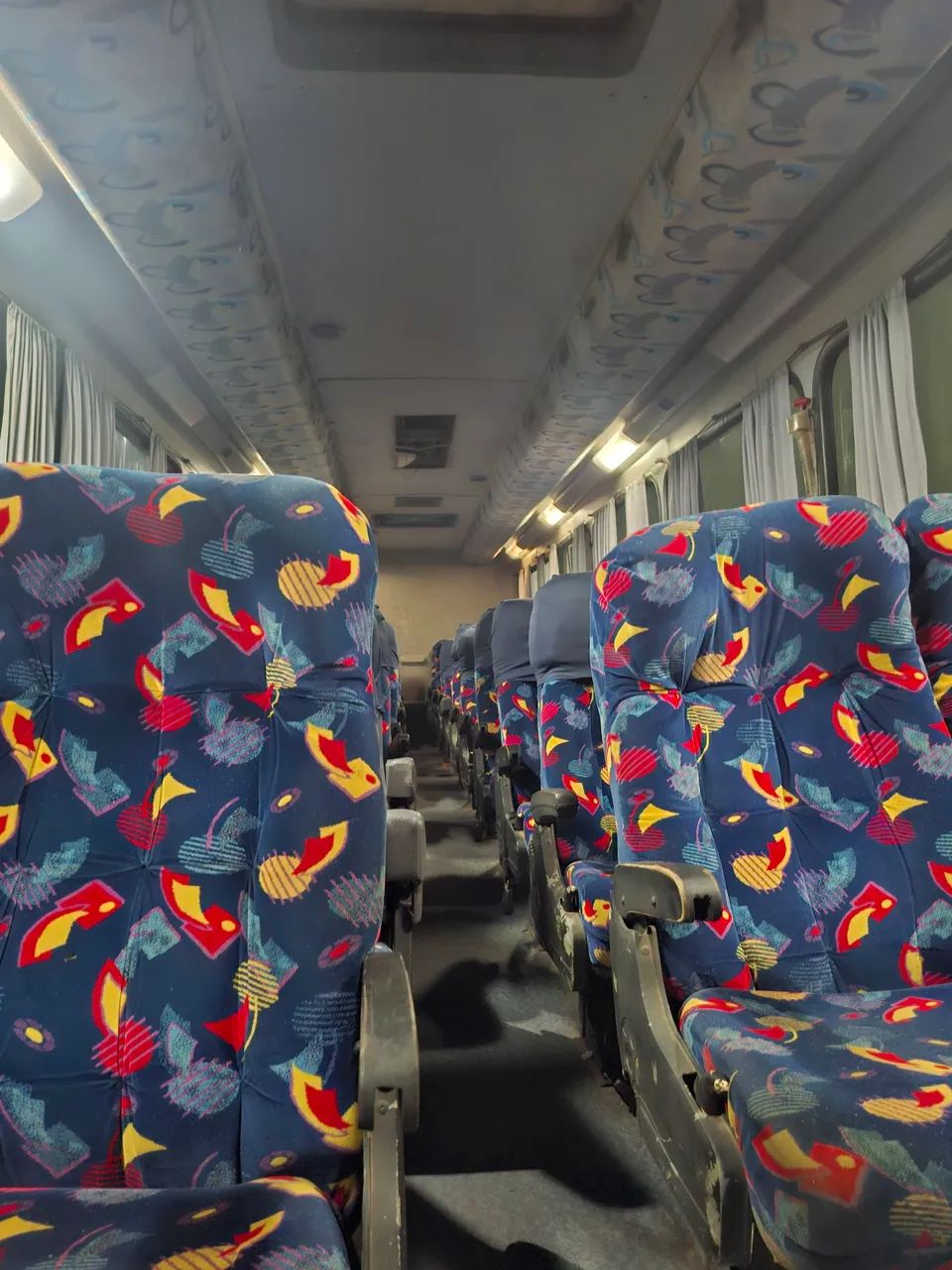 ÔNIBUS À VENDO MWM X10  - Foto 4