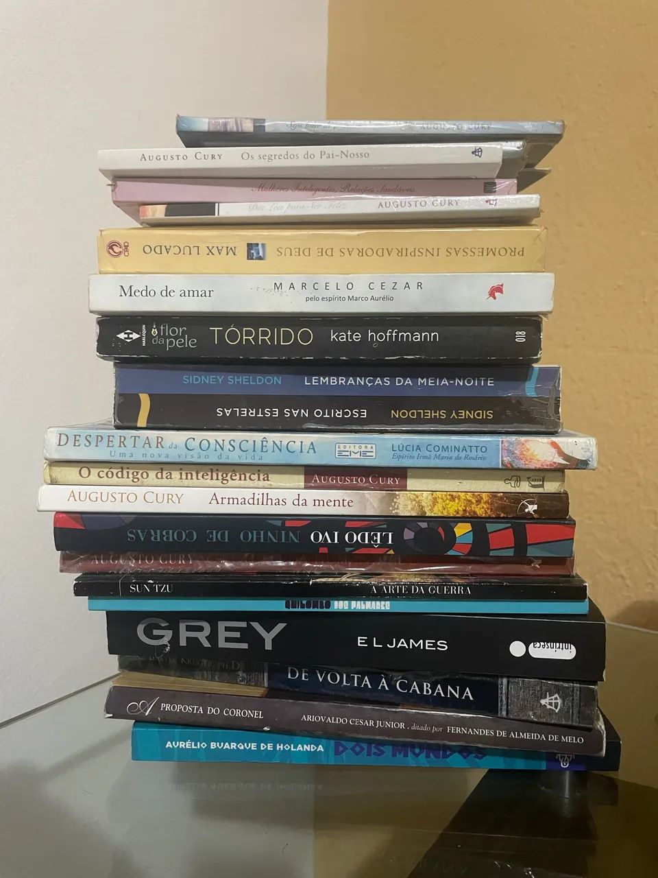 Livros - Foto 2