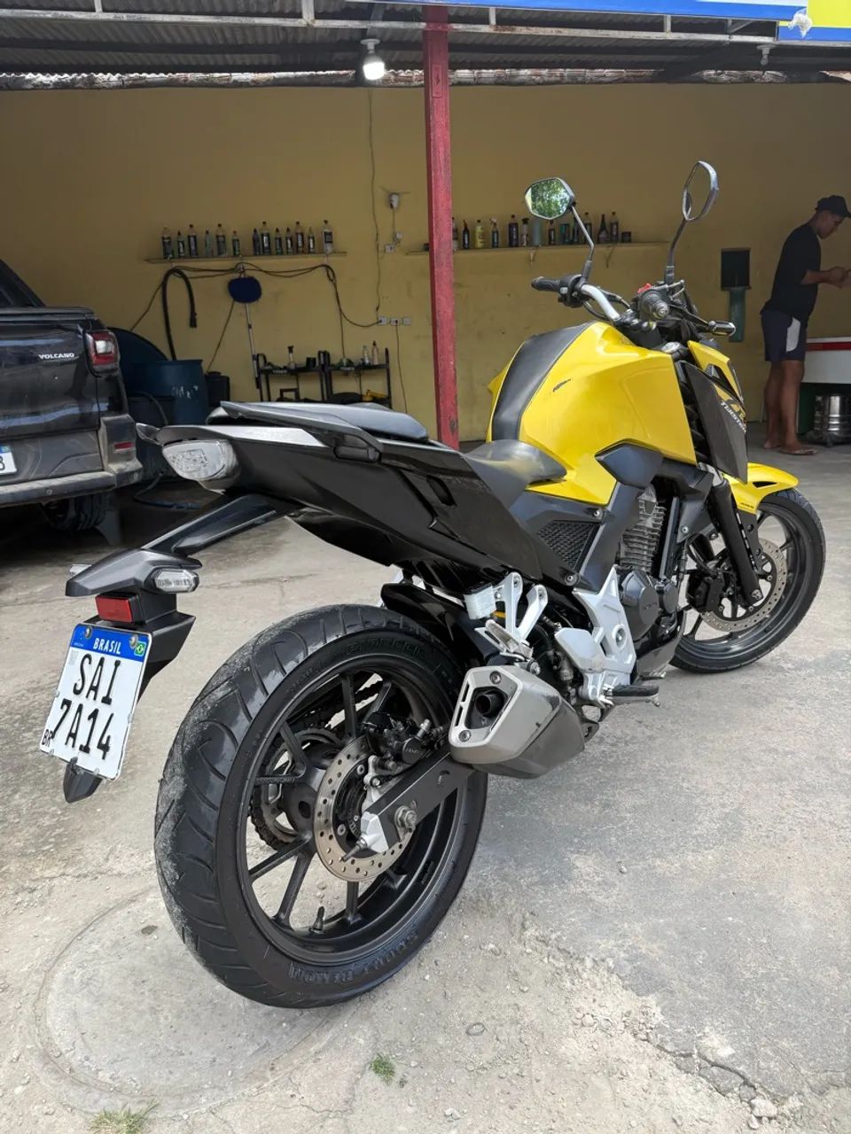 CB300F | 2023 - Foto 5