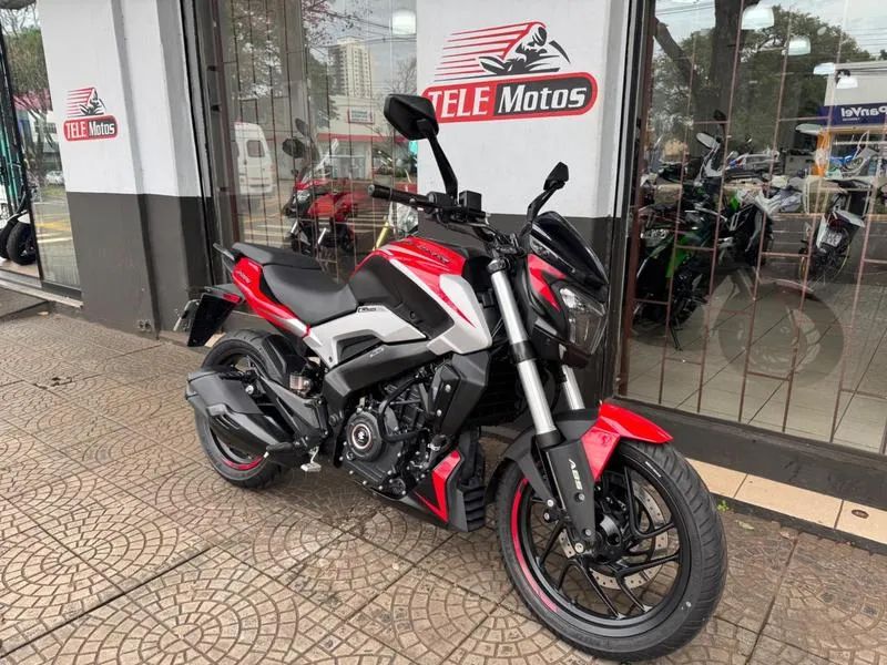 BAJAJ DOMINAR D250 2025 - Foto 3