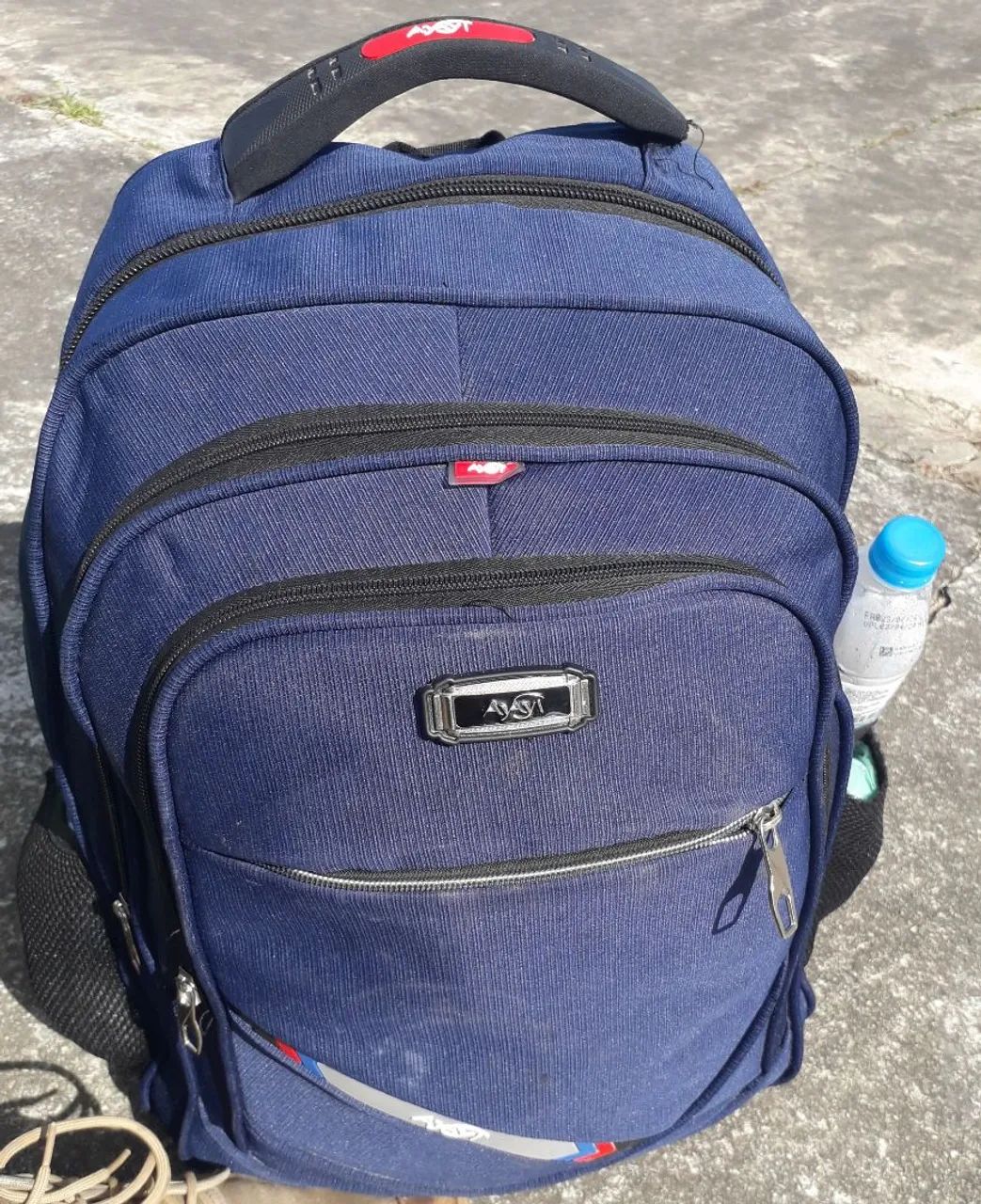 Mochila espaçosa 