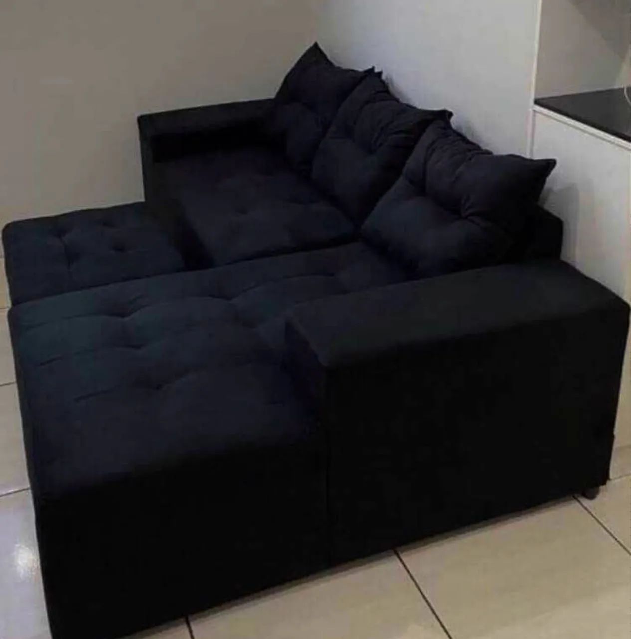 Sofá de canto com chaise novo 2metros por 1,40m  - Foto 3
