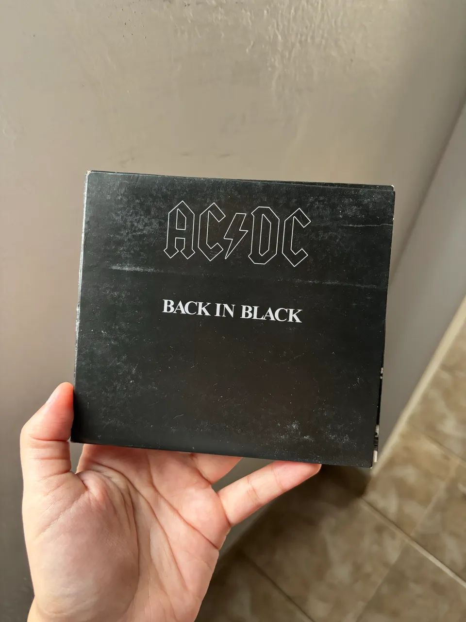 AC/DC BACK IN BLACK