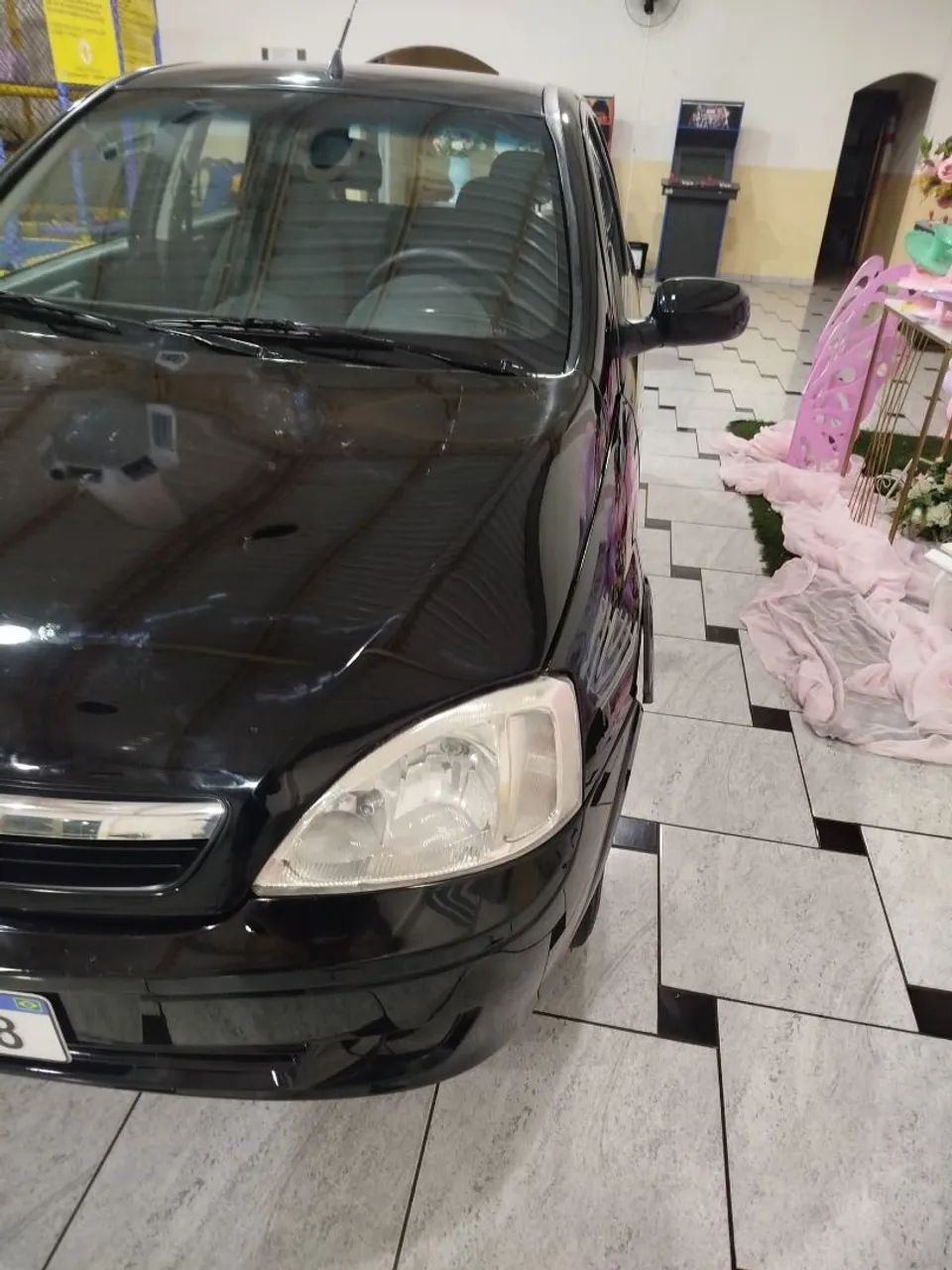 VENDO CORSA HATCH PREMIUM 1.4 COMPLETO COM RODA DE LIGA LEVE , PNEUS ÓTIMO DOCUMENTAÇÃO - Foto 3